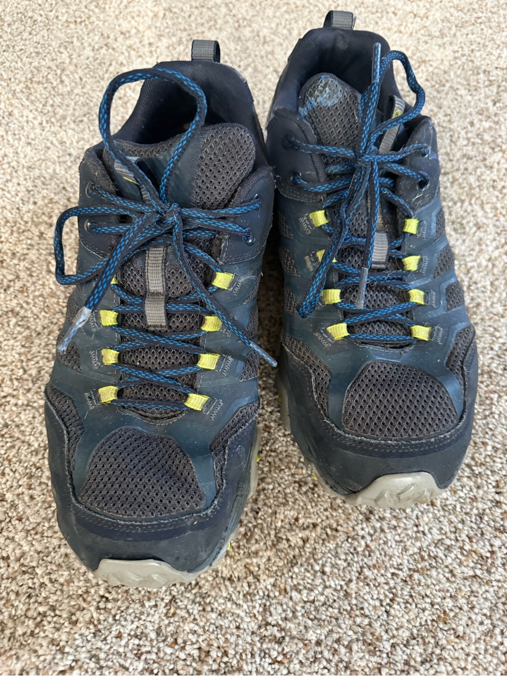 Merrell Men's Athletic Trail Shoes in Navy with Yellow Accents
